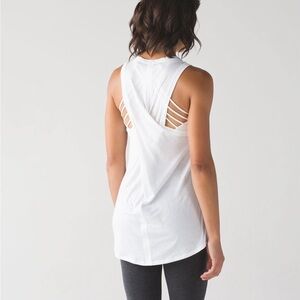 LULULEMON BEND AND TWIST TANK
